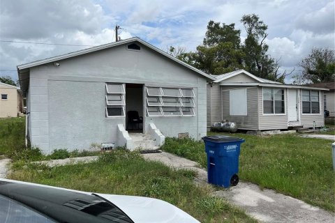 House in Sebring, Florida 3 bedrooms, 91.88 sq.m. № 2296868