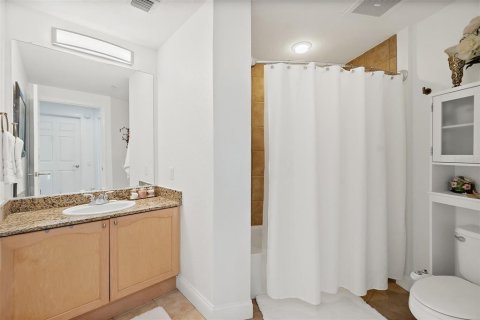 Купить кондоминиум в Дейтона - Бич-Шорс, Флорида 6 комнат, 230.4м2, № 2101539 - фото 30