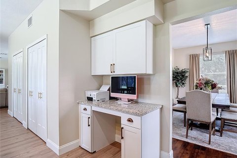 Casa en venta en Tampa, Florida, 4 dormitorios, 299.05 m2 № 1746356 - foto 26