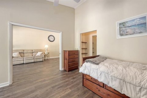 Condo in Bradenton, Florida, 2 bedrooms № 2232213 - photo 24