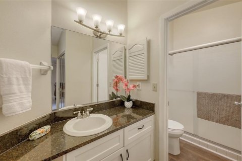 Condo in Bradenton, Florida, 2 bedrooms № 2232213 - photo 19