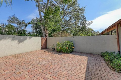 Condo in Bradenton, Florida, 2 bedrooms № 2232213 - photo 30