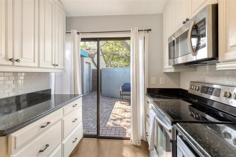 Condo in Bradenton, Florida, 2 bedrooms № 2232213 - photo 5
