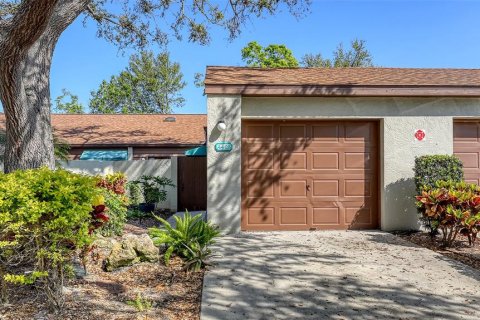 Condo in Bradenton, Florida, 2 bedrooms № 2232213