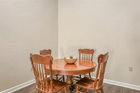 Condo in Bradenton, Florida, 2 bedrooms № 2232213 - photo 8