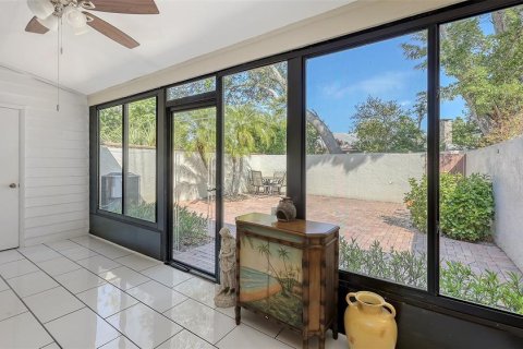 Condo in Bradenton, Florida, 2 bedrooms № 2232213 - photo 14