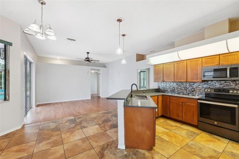 Casa en venta en Hudson, Florida, 5 dormitorios, 207.92 m2 № 1675902 - foto 15