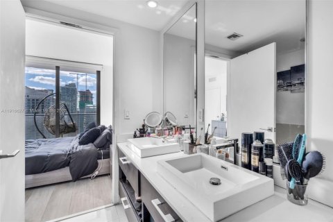 Copropriété à vendre à Miami, Floride: 2 chambres, 95.32 m2 № 1973548 - photo 18