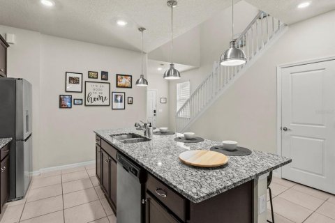 Villa ou maison à vendre à Davenport, Floride: 7 chambres, 304.91 m2 № 2222724 - photo 9
