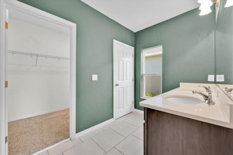 House in Haines City, Florida 4 bedrooms, 169.08 sq.m. № 1810715 - photo 15