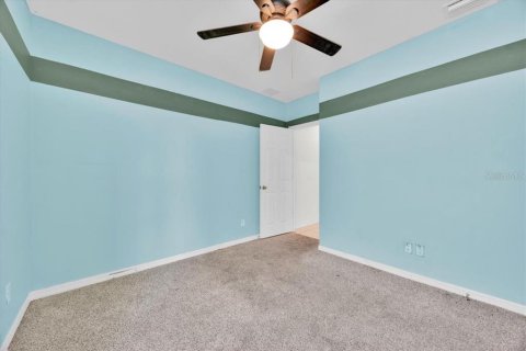 House in Haines City, Florida 4 bedrooms, 169.08 sq.m. № 1810715 - photo 12