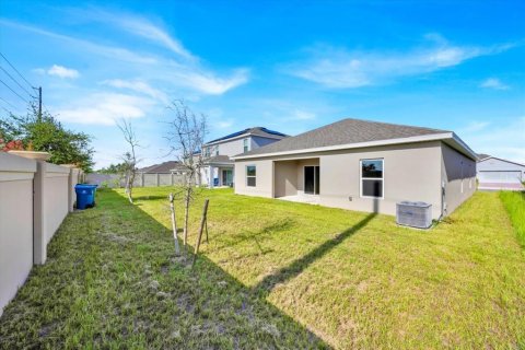House in Haines City, Florida 4 bedrooms, 169.08 sq.m. № 1810715 - photo 26
