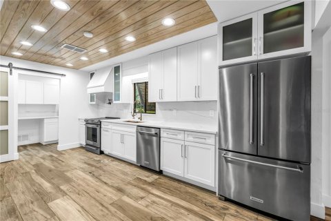 Villa ou maison à vendre à Sarasota, Floride: 4 chambres, 324.04 m2 № 2202169 - photo 8