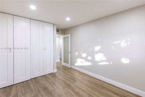 Copropriété à vendre à Coral Gables, Floride: 2 chambres, 93.92 m2 № 1987309 - photo 13