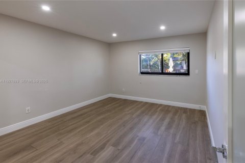 Copropriété à vendre à Coral Gables, Floride: 2 chambres, 93.92 m2 № 1987309 - photo 12