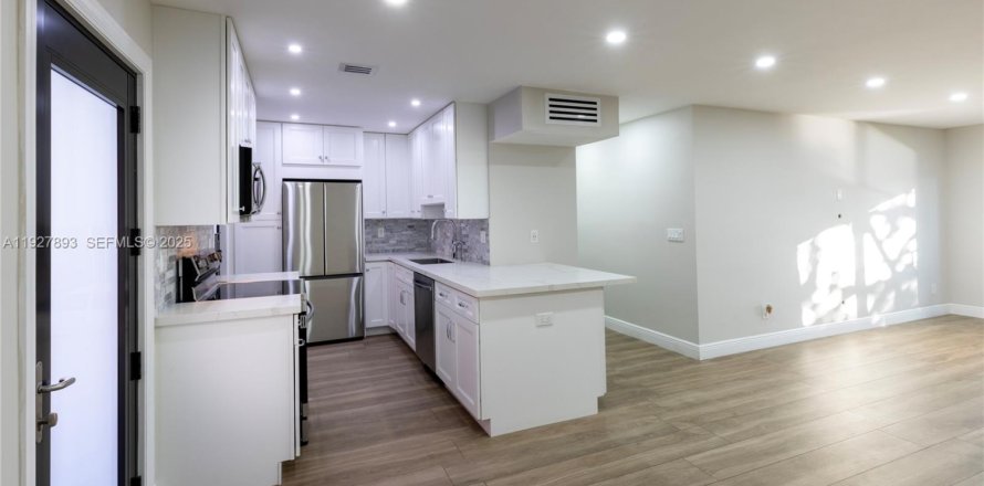 Condo à Coral Gables, Floride, 2 chambres  № 1987309