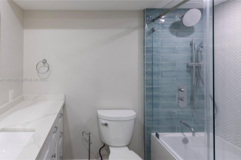 Copropriété à vendre à Coral Gables, Floride: 2 chambres, 93.92 m2 № 1987309 - photo 14