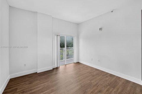 Appartement à louer à Miami, Floride: 2 chambres, 1487.55 m2 № 2385030 - photo 14