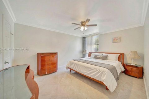 Copropriété à louer à Sunny Isles Beach, Floride: 1 chambre, 67.35 m2 № 2264643 - photo 7