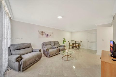 Copropriété à louer à Sunny Isles Beach, Floride: 1 chambre, 67.35 m2 № 2264643 - photo 4