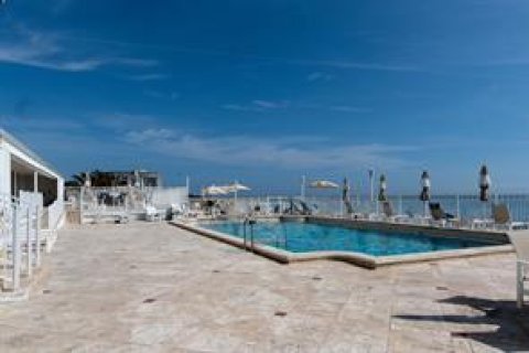 Copropriété à vendre à Boca Raton, Floride: 2 chambres, 114.27 m2 № 2434177 - photo 5