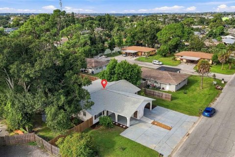 Immobilier commercial à vendre à Bradenton, Floride: 4 chambres, 210.7 m2 № 2388544 - photo 29