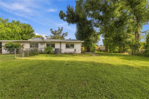 Immobilier commercial à vendre à Bradenton, Floride: 4 chambres, 210.7 m2 № 2388544 - photo 26