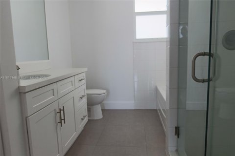 Condominio en alquiler en Dania Beach, Florida, 3 dormitorios, 121.33 m2 № 1889858 - foto 24