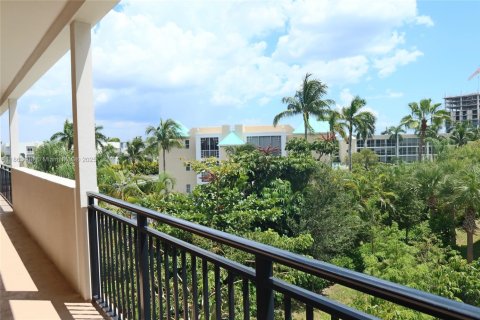 Condominio en alquiler en Dania Beach, Florida, 3 dormitorios, 121.33 m2 № 1889858 - foto 3