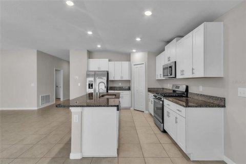 Villa ou maison à vendre à Riverview, Floride: 4 chambres, 179.77 m2 № 2415154 - photo 8