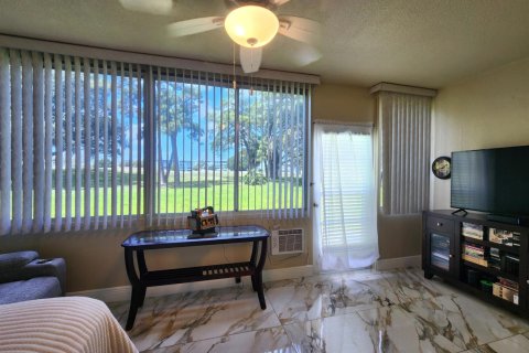 Condominio en venta en Deerfield Beach, Florida, 1 dormitorio, 66.8 m2 № 2146864 - foto 15
