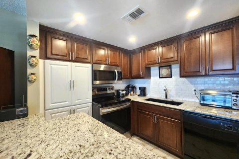 Condominio en venta en Deerfield Beach, Florida, 1 dormitorio, 66.8 m2 № 2146864 - foto 2