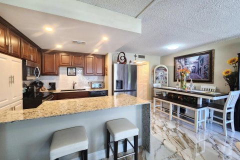 Condominio en Deerfield Beach, Florida, 1 dormitorio  № 2146864