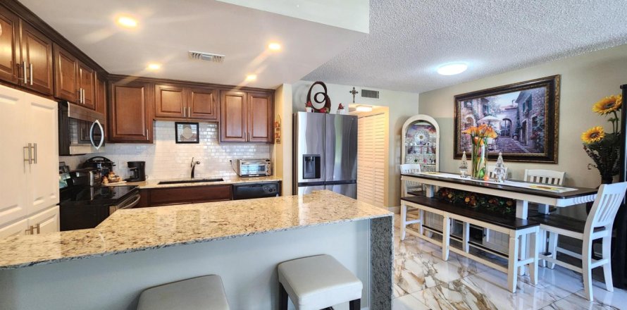 Condominio en Deerfield Beach, Florida, 1 dormitorio № 2146864