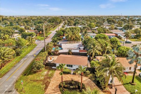 Casa en alquiler en Pompano Beach, Florida, 2 dormitorios, 103.77 m2 № 2009329 - foto 5