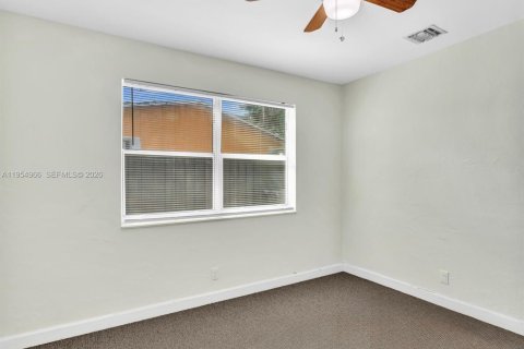 Casa en alquiler en Pompano Beach, Florida, 2 dormitorios, 103.77 m2 № 2009329 - foto 25