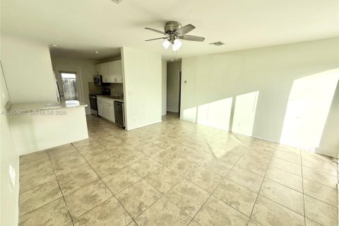 Casa en alquiler en Pompano Beach, Florida, 2 dormitorios, 103.77 m2 № 2009329 - foto 19