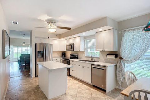 Villa ou maison à vendre à Bradenton, Floride: 3 chambres, 151.52 m2 № 1815848 - photo 21