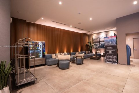 Купить кондоминиум в Майами, Флорида 40.23м2, № 1955271 - фото 4