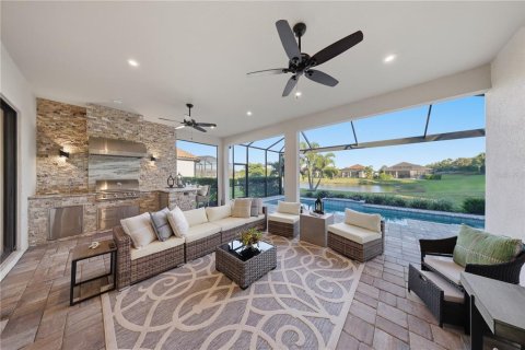 Villa ou maison à Bradenton, Floride 4 chambres, 235.6 m2 № 2431866
