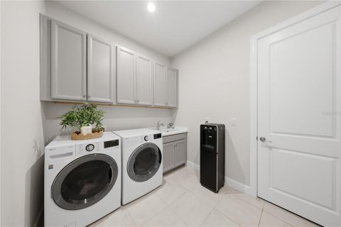 Villa ou maison à vendre à Bradenton, Floride: 4 chambres, 235.6 m2 № 2431866 - photo 16