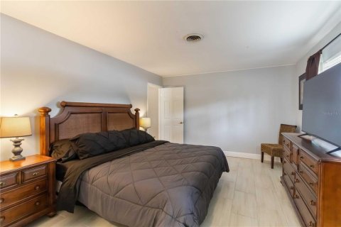 House in Englewood, Florida 3 bedrooms, 149.29 sq.m. № 1901848 - photo 28