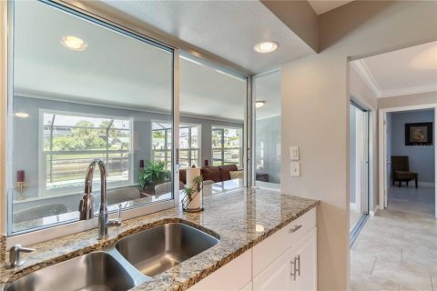 House in Englewood, Florida 3 bedrooms, 149.29 sq.m. № 1901848 - photo 20