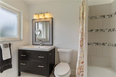 House in Englewood, Florida 3 bedrooms, 149.29 sq.m. № 1901848 - photo 29