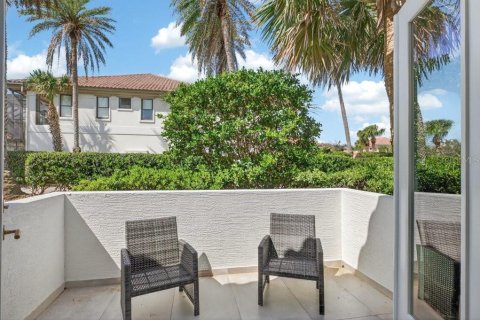 House in Palm Coast, Florida 5 bedrooms, 438.31 sq.m. № 2211033 - photo 28