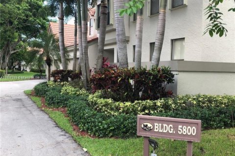 Condo in Boca Raton, Florida, 3 bedrooms  № 1952924 - photo 2