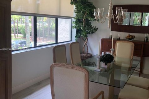 Condo in Boca Raton, Florida, 3 bedrooms  № 1952924 - photo 12
