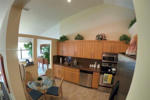 Condo in Boca Raton, Florida, 3 bedrooms  № 1952924 - photo 15