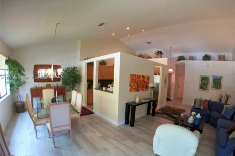 Condo in Boca Raton, Florida, 3 bedrooms  № 1952924 - photo 11