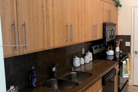 Condo in Boca Raton, Florida, 3 bedrooms  № 1952924 - photo 17